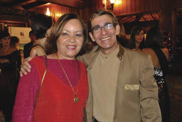 Artista Plástica e Comendadora Nice Ventura (Araruama) Artista Plástica e Comendadora Nice Ventura (Araruama)