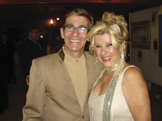 Artesã e Artista Plástica Luiná. Artesã e Artista Plástica Luiná.